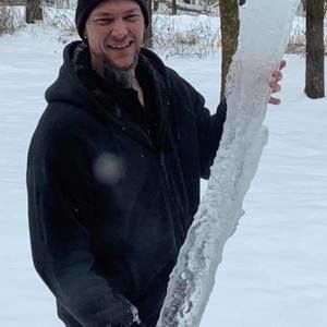 Meet your Posher, Justin